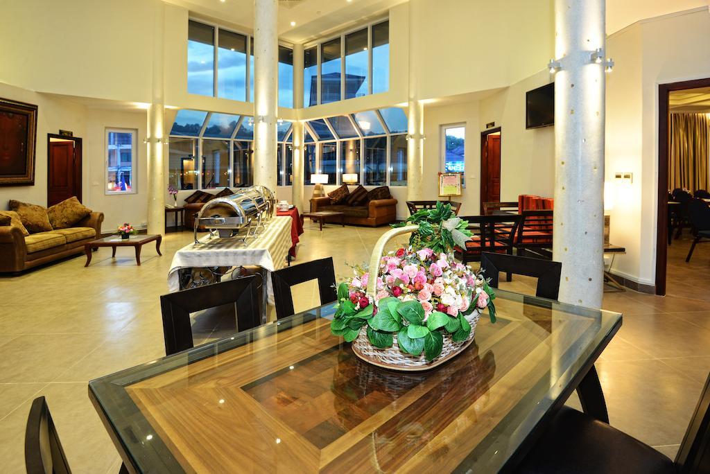 Hotel Nataya Sihanoukville Buitenkant foto