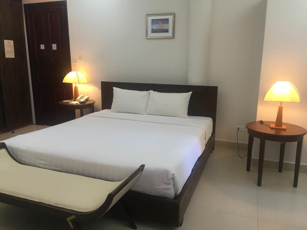 Hotel Nataya Sihanoukville Buitenkant foto