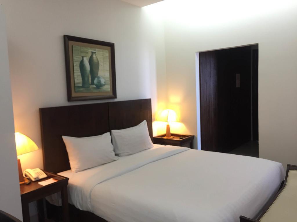 Hotel Nataya Sihanoukville Buitenkant foto