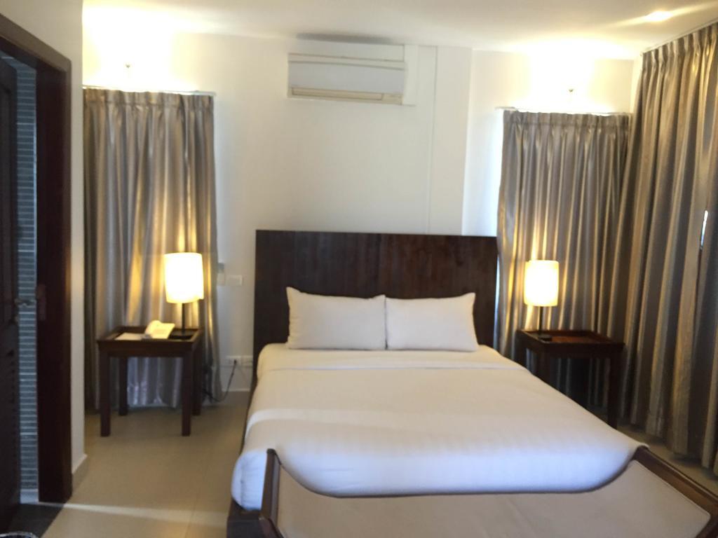 Hotel Nataya Sihanoukville Buitenkant foto