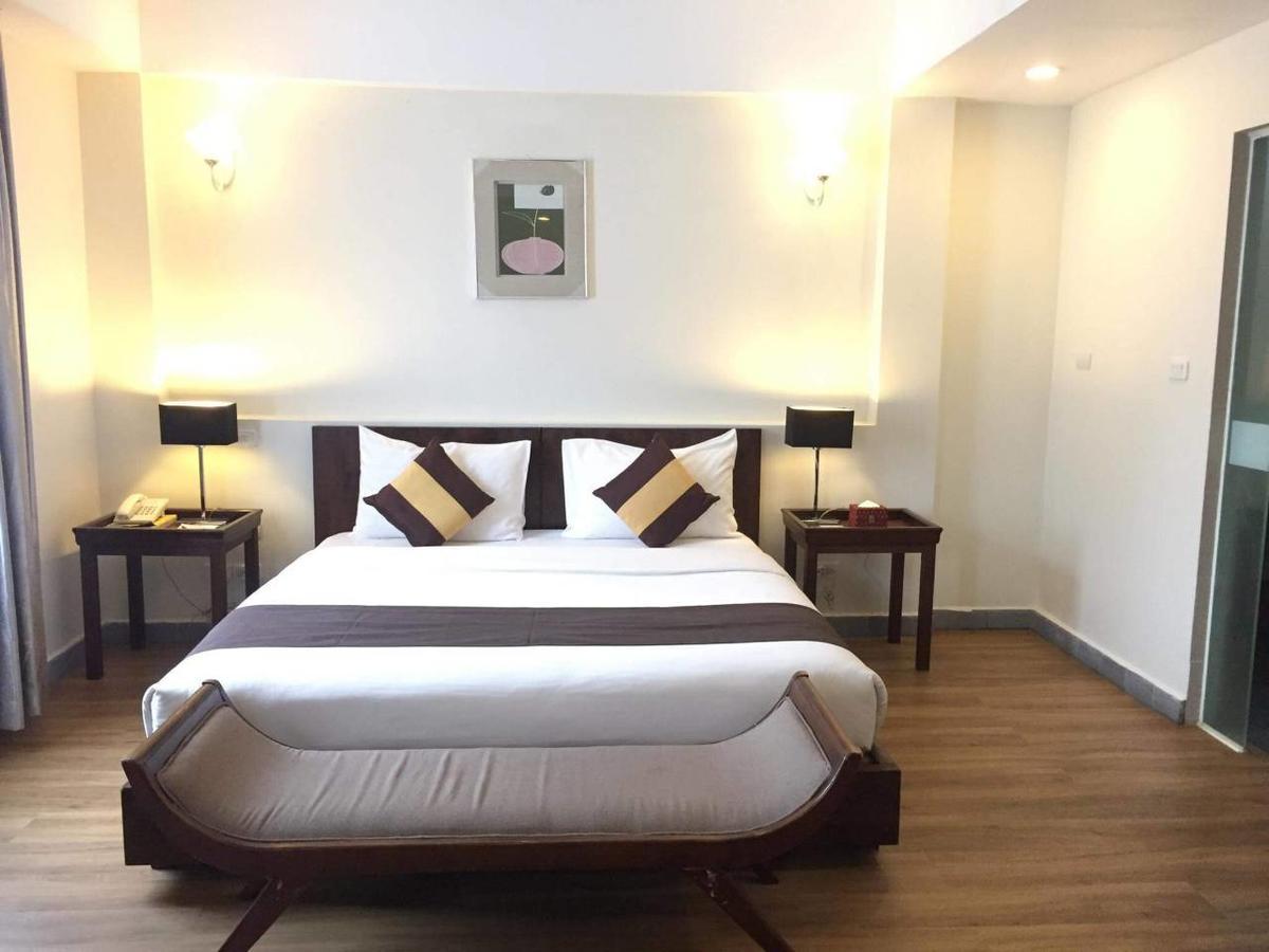 Hotel Nataya Sihanoukville Buitenkant foto