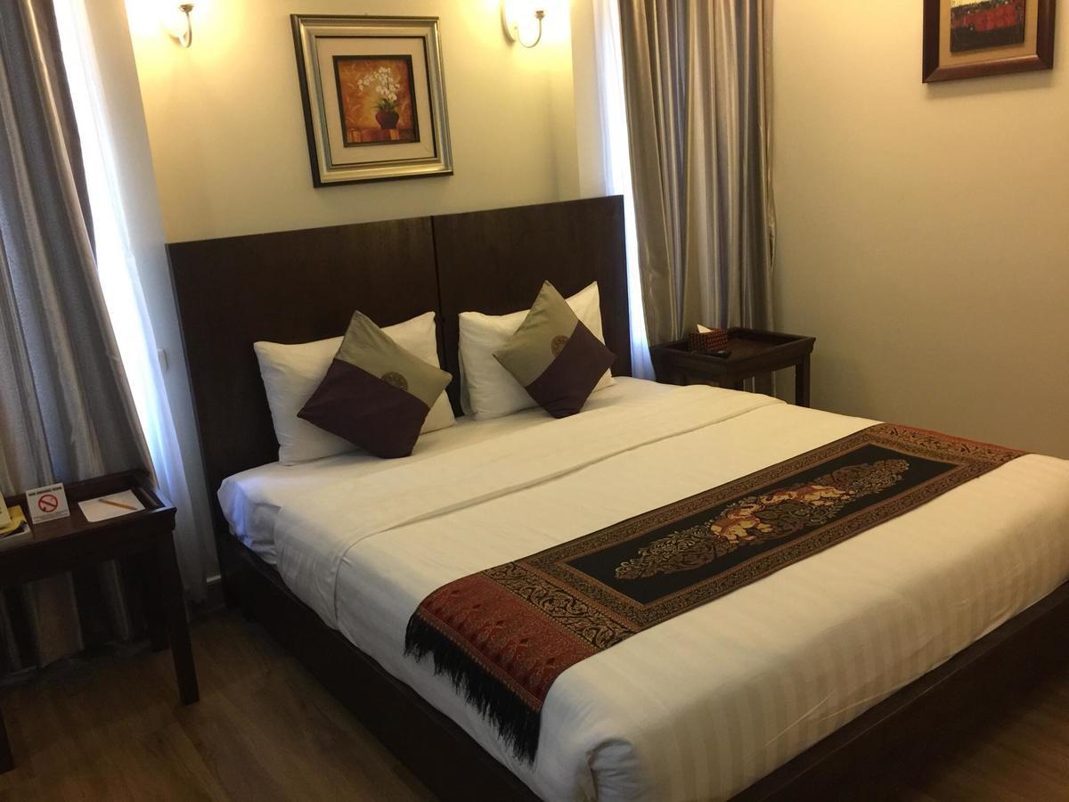 Hotel Nataya Sihanoukville Buitenkant foto