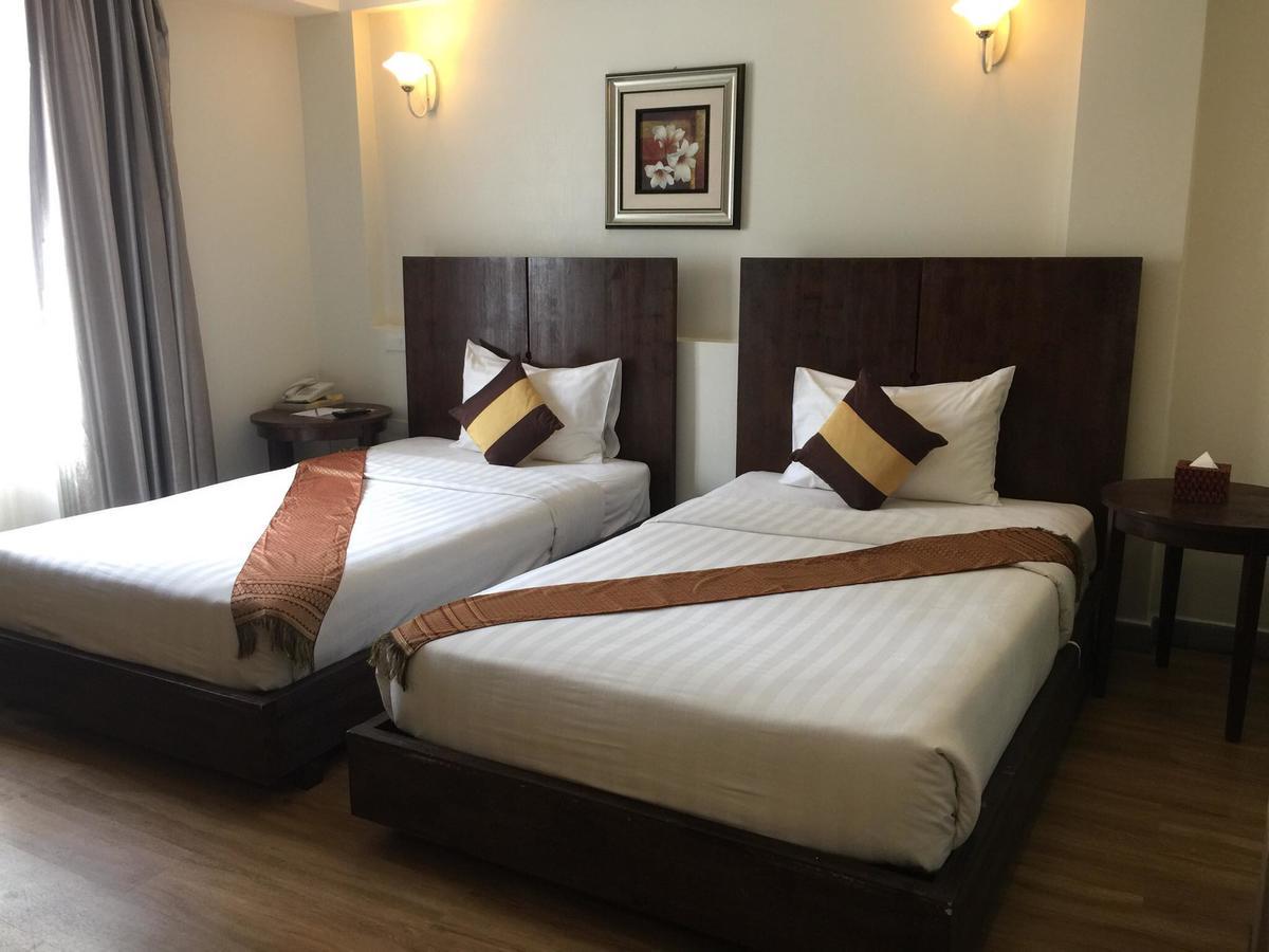Hotel Nataya Sihanoukville Buitenkant foto